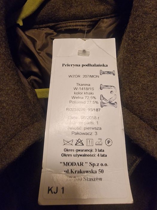 Peleryna podhalańska  zimowa 21 BSP 
Peleryna jest n