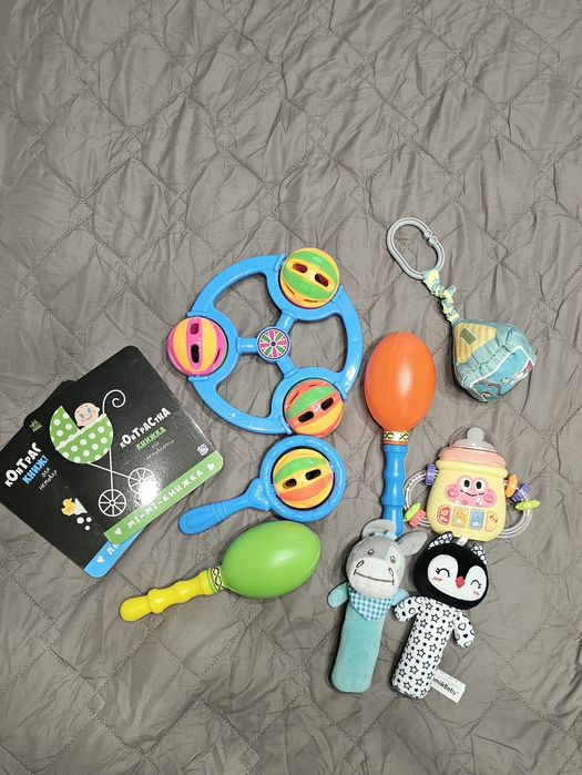 Лот іграшок для немовлят від 0 до 6м