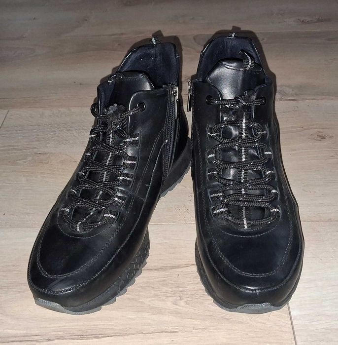 Oryginalne Damskie Buty Skórzane Półbuty Sneakersy VENEZIA r. 38