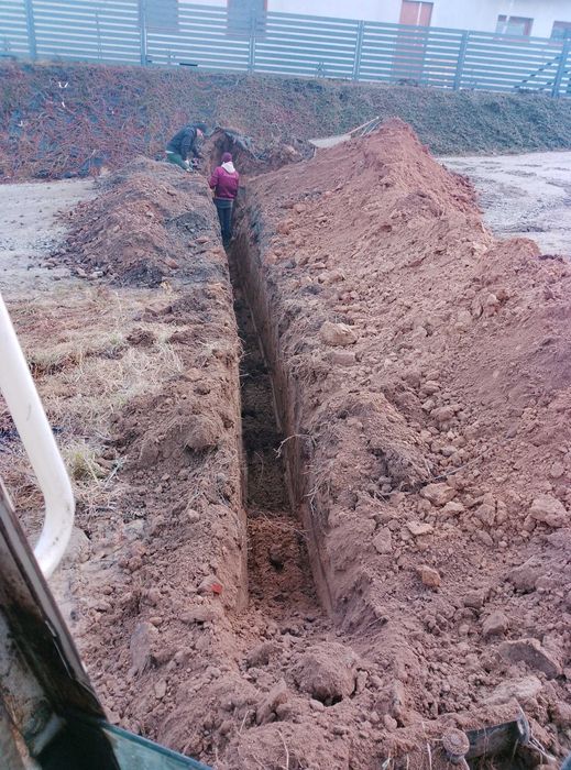 Usługi minikoparką  transportowe wywrotka 3.5  tony budowlane