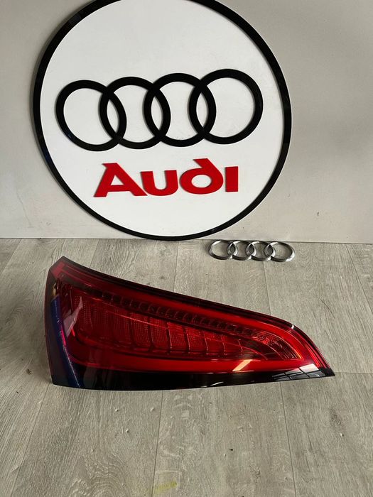 AUDI Q5 8R LIFT LAMPA TYŁ LEWA 8R0945093C