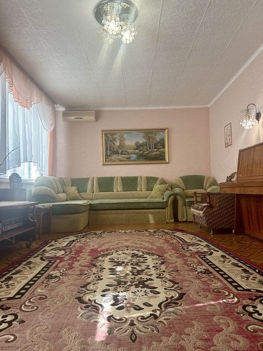 Дом с хоз постройками,  Глееватка