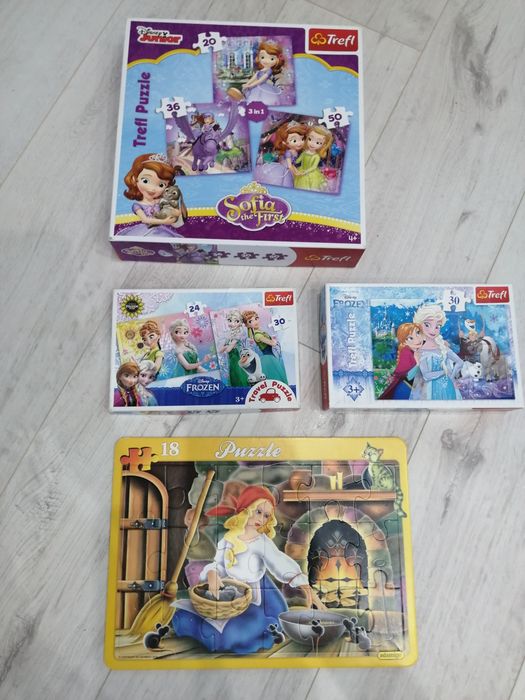 Zestaw puzzli. Puzzle dla dzieci.