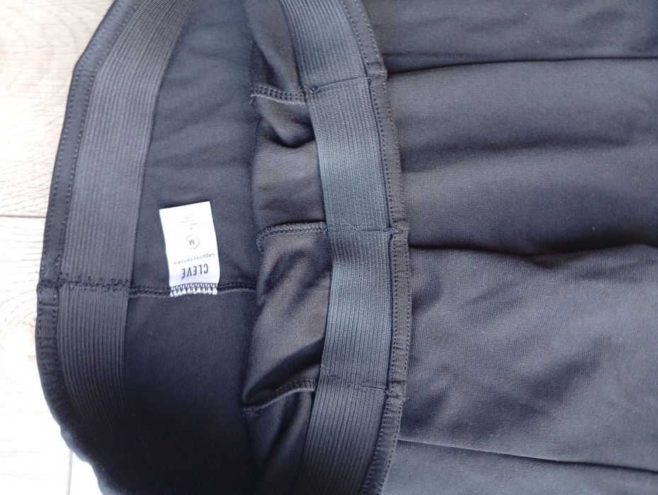Nowe eleganckie spodnie leginsy