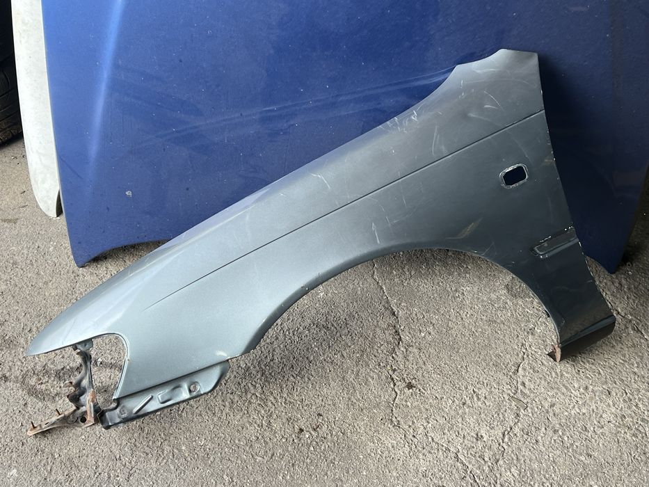 Guarda Lamas ESQ Toyota Corolla XLi 1994