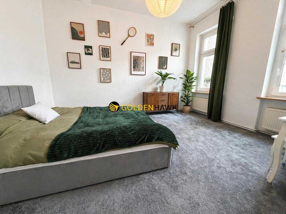 3 pokoje, Centrum przy Kaskadzie – najem 3 mies