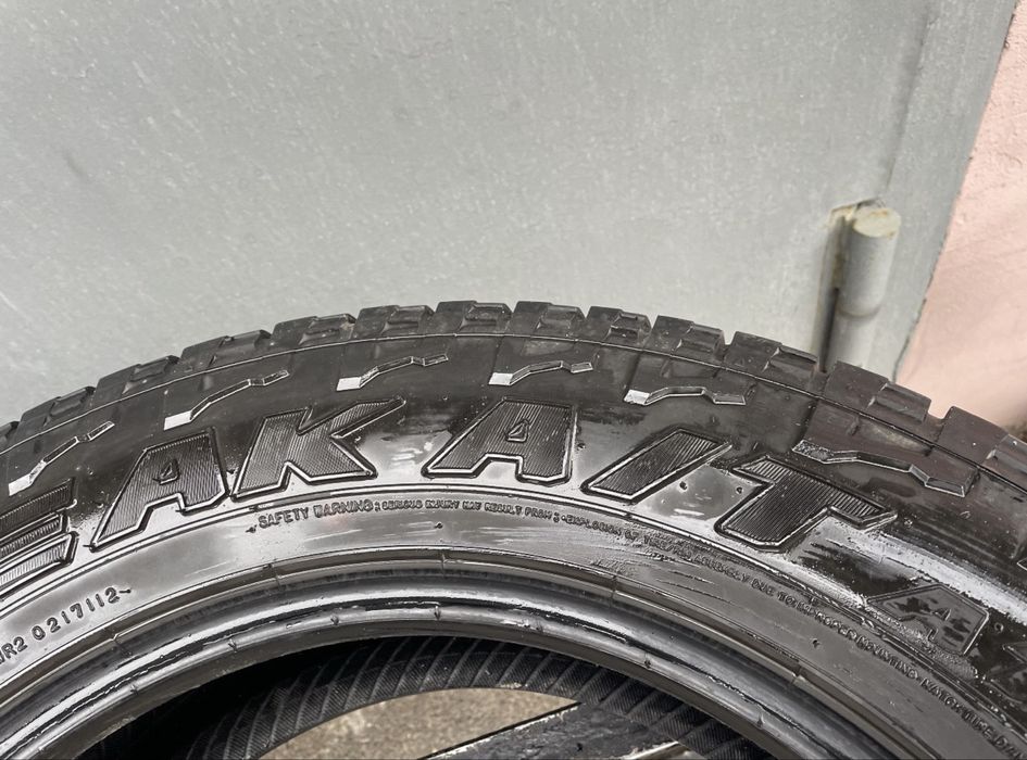 Шини 255/60 r18 Falken A/T болотяна