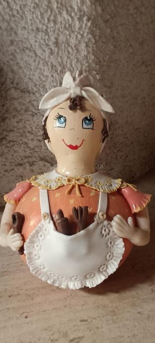 Seis cabaças pintadas a mão