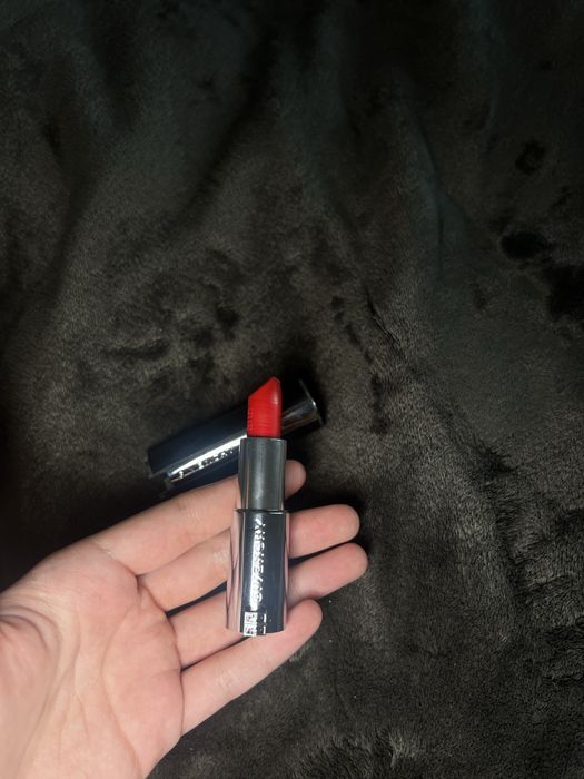 Givenchy Le Rouge Interdit 306 – pomadka luksusowa