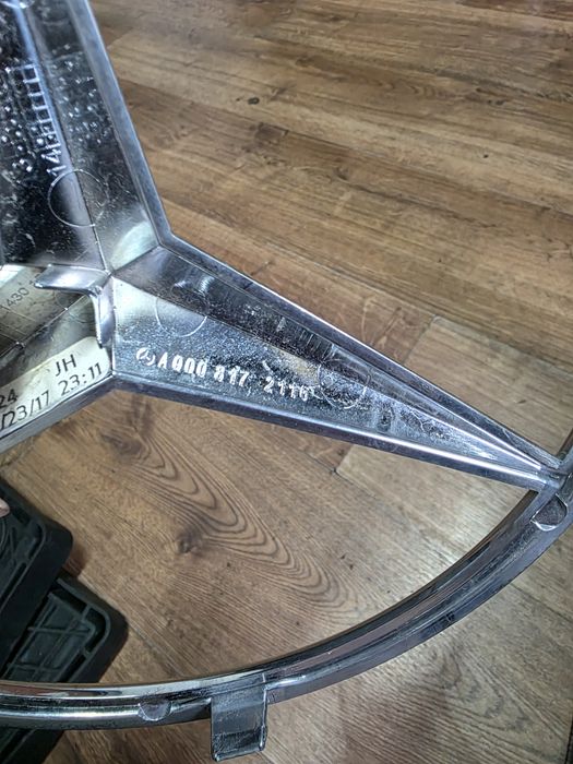 Gwiazda emblemat znaczek Mercedes Sprinter W907 W910