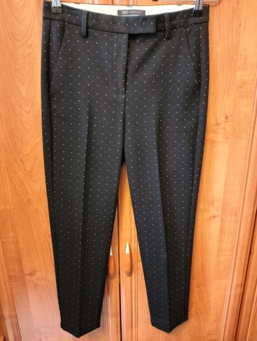 Spodnie materiałowe .