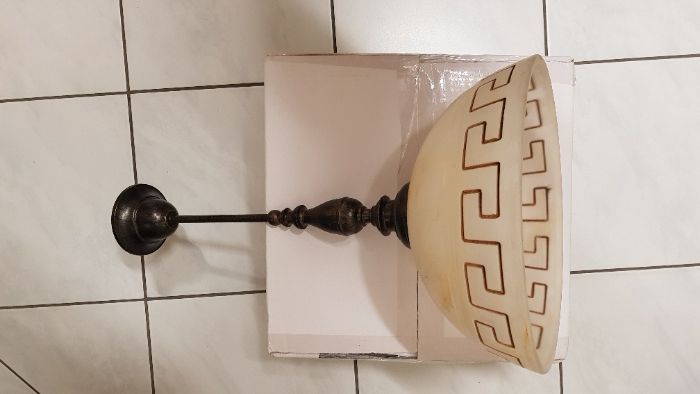 sprzedam lampę wiszącą