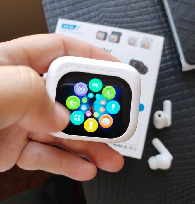 Earphones Bluetooth 5.4 com ANC e ecrã touch