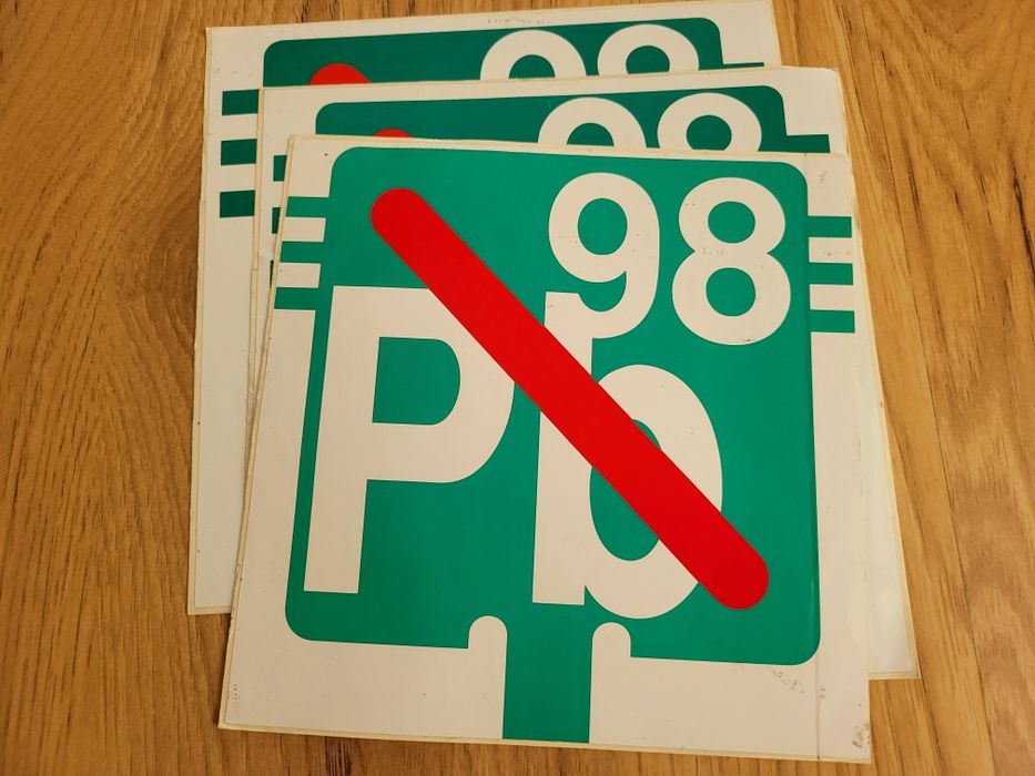 Nalepki CPN na dystrybutory - PRL  , oryginały.