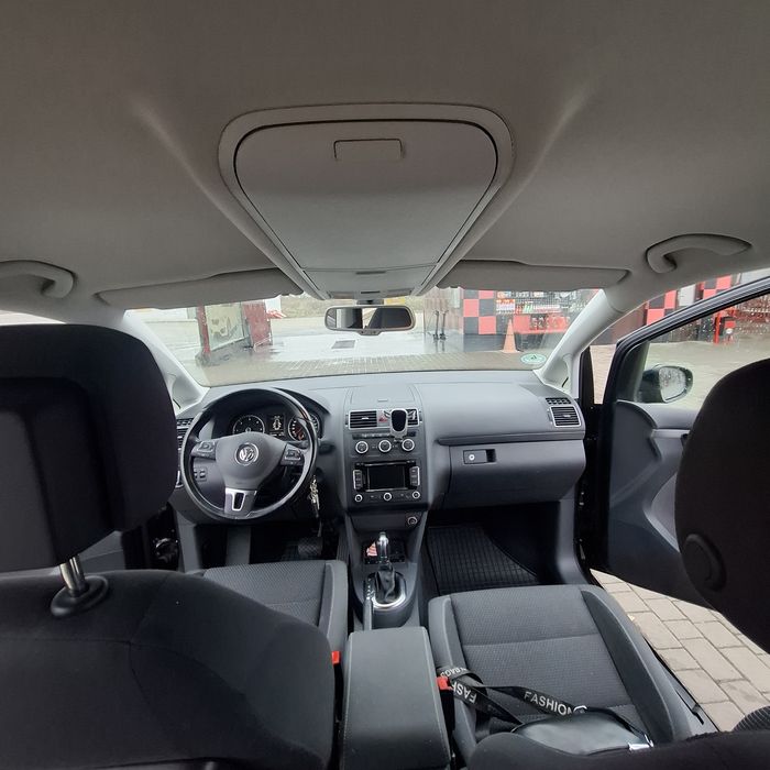 Автомобіль фольцваген