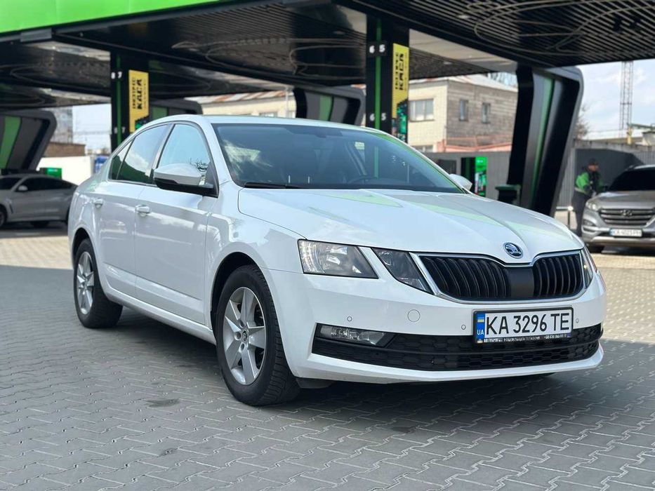 Skoda Octavia 2018 VIN TMBAG7NE8K0033568 фото оголошення 8 з 16