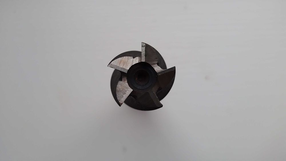 Фреза концевая к/х Ø25 КМ3 z=5/Р6М5 (Конус Морзе-3)