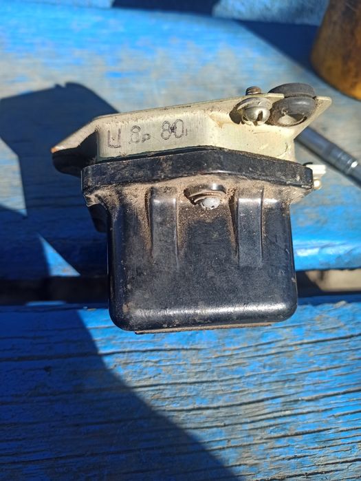 Реле зарядки мотоцикла.