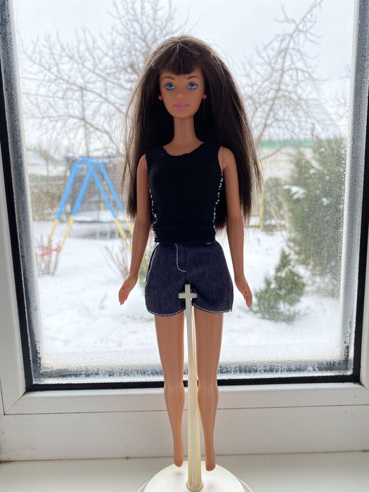 Продам чудову   Barbie  Mackie
