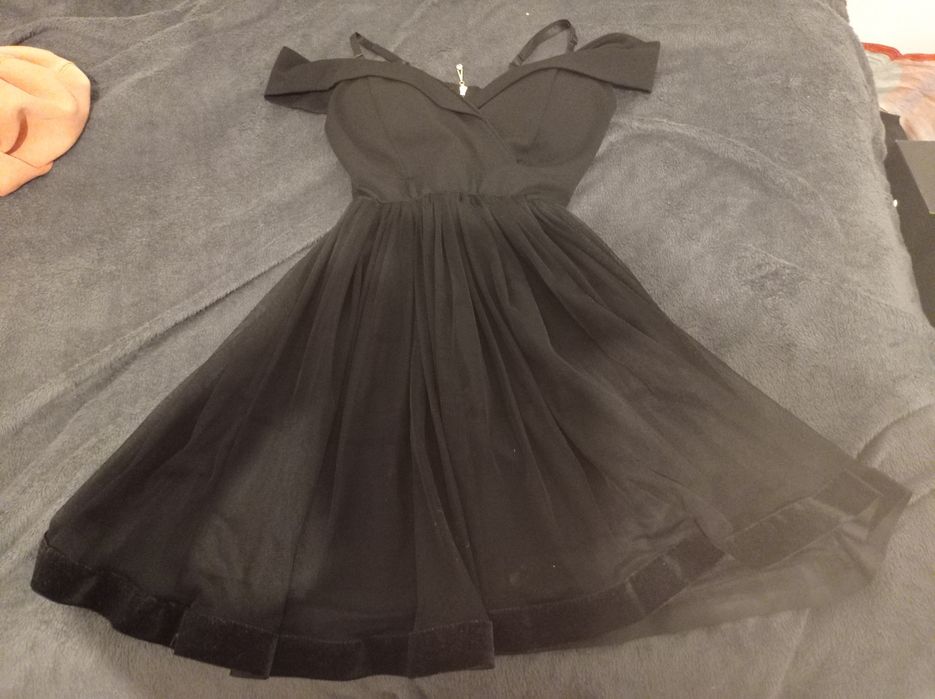Vestido Curto Preto