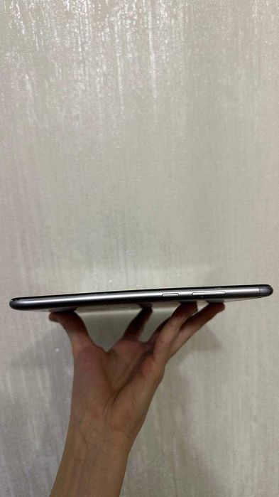 Срочно продам планшет на 64 гб