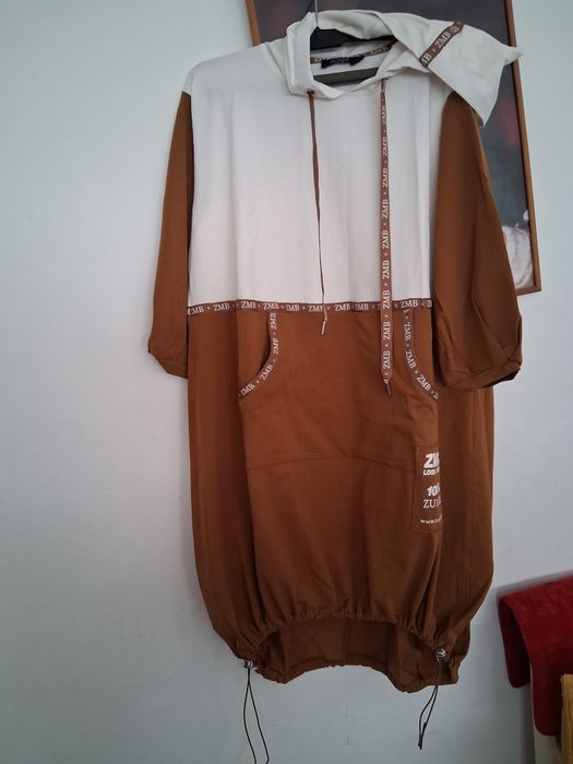 Vestido branco e castanho