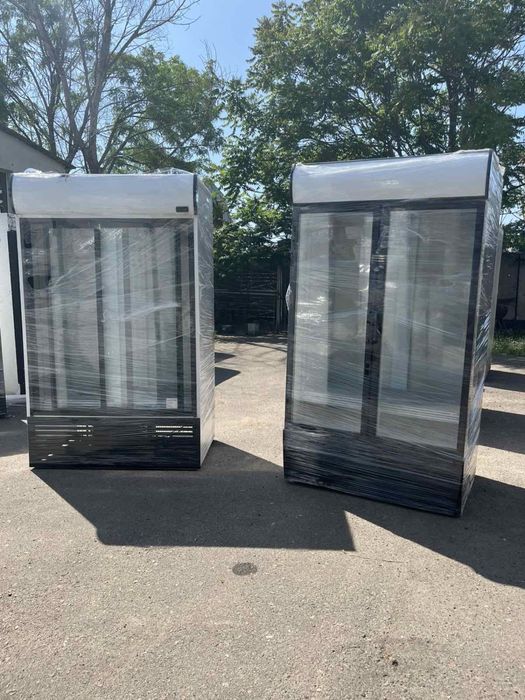 Холодильный шкаф UBC Extra Lardge Витрина холодильник б/у