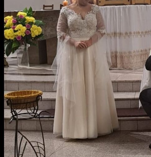 Sukienka slubna rozmiar 42-44