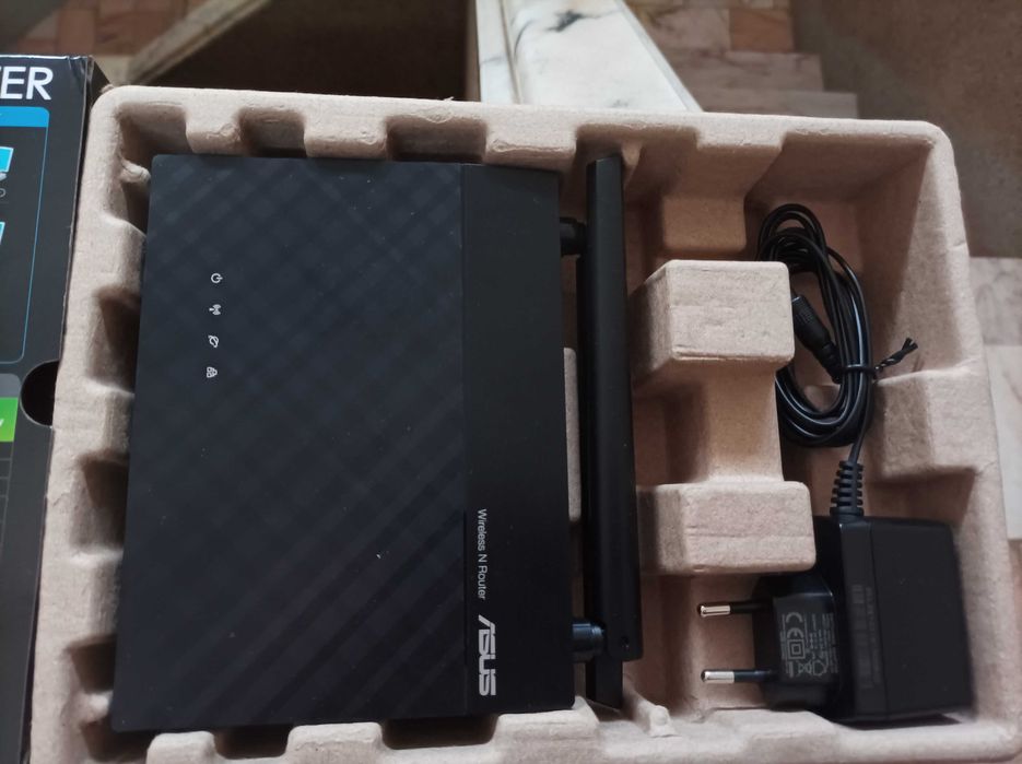 ASUS N300 RT-N12E Router64354224048514122