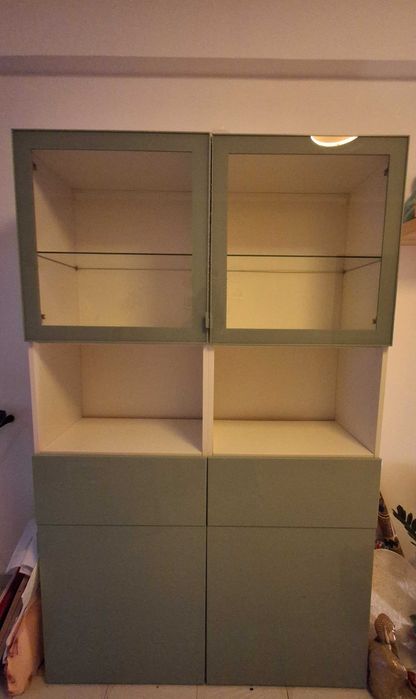 Movel/Estante/Vitrine IKEA BESTA verde (como novo)