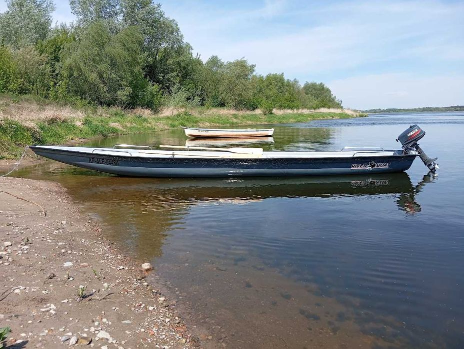 Łódź pychówka River Boat