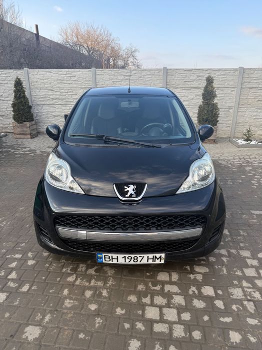 Продам Peugeot 107, 2011 года!