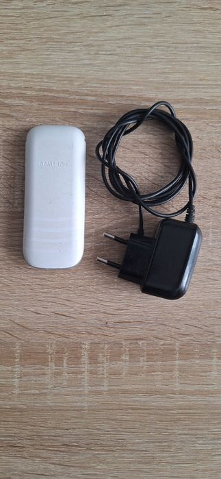 Samsung GT-1200R