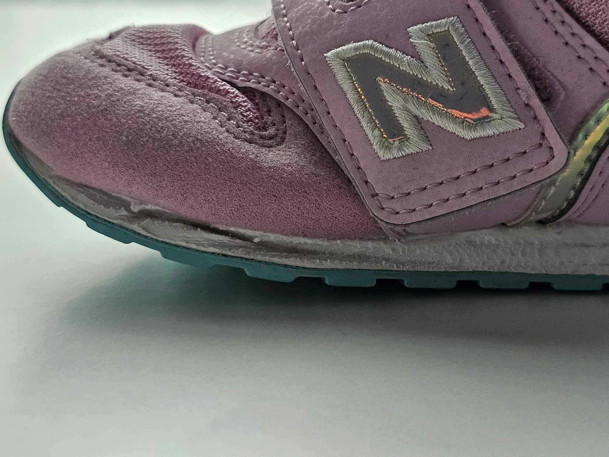 New balance top rozmiar 24