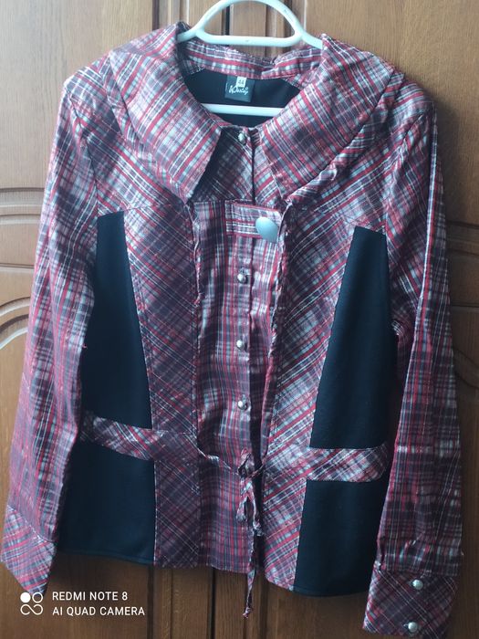 Продам  кофту ( новая )