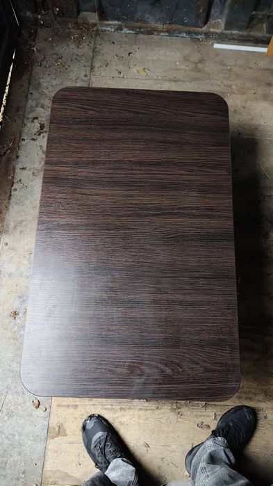 Журнальный столик