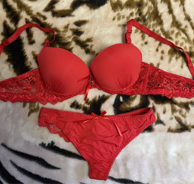 Женское  нижнее бельё