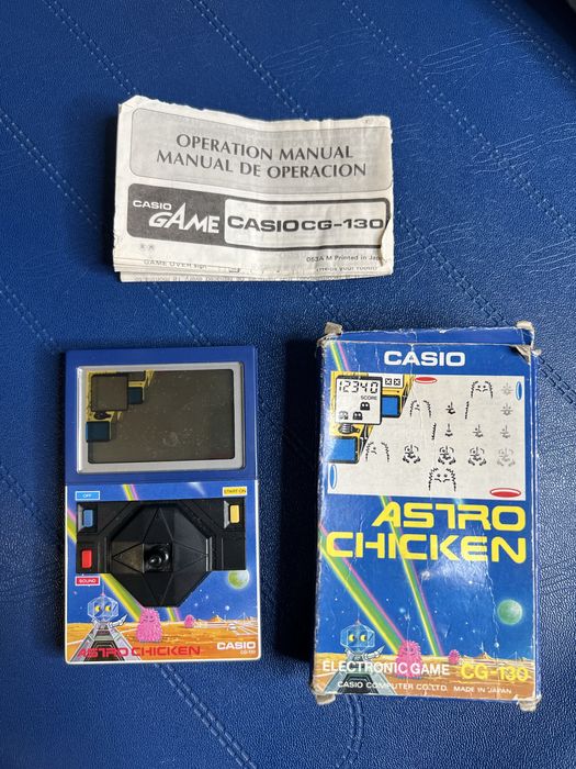 Videojogo da Casio CG-130 Astro Chicken