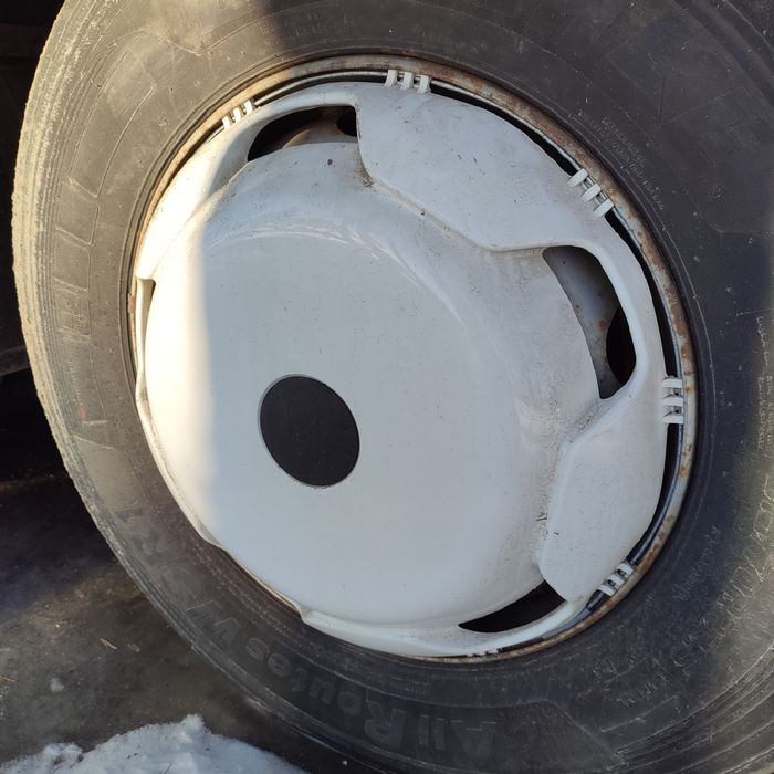 Колпаки на грузовой автомобиль r 22.5