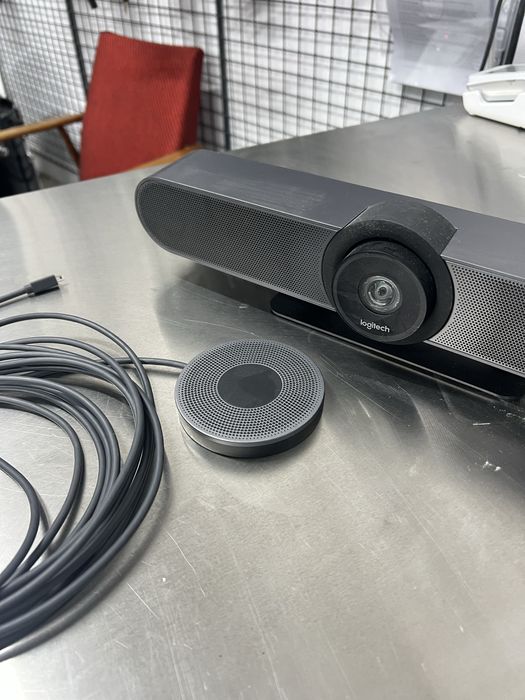 Logitech MeetUp + mikrofon rozszerzający Zestaw do profesjonalnych wideokonferencji