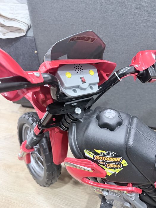 Motorbike Cross 400F 6V.