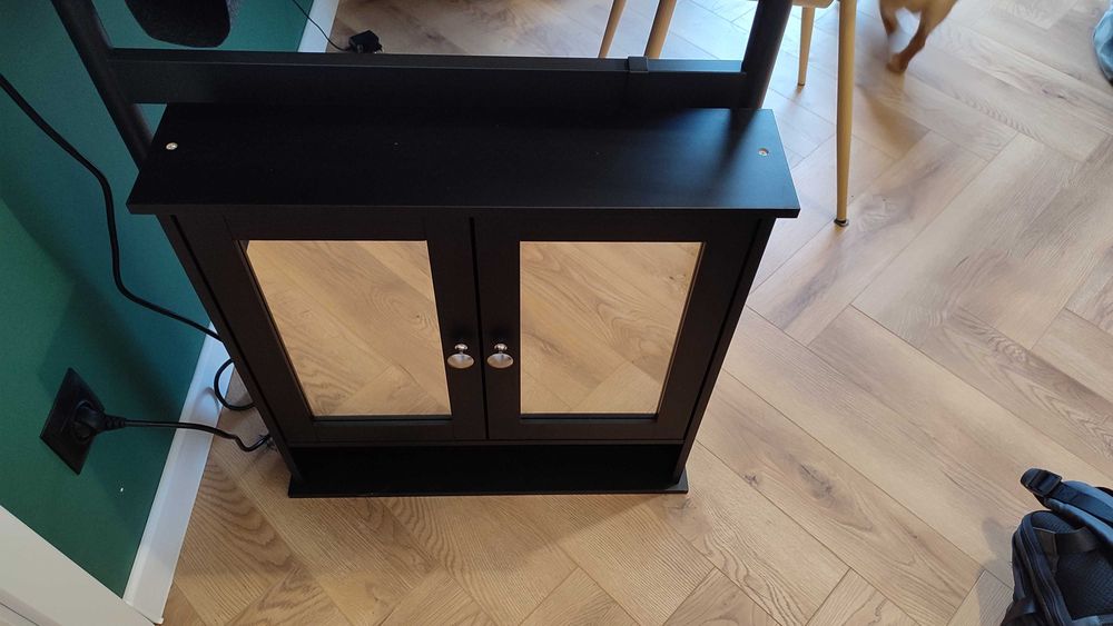 Szafka wisząca łazienkowa