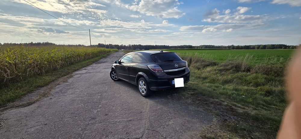 Opel astra h Gtc