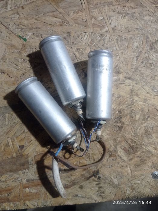 Конденсаторы  10