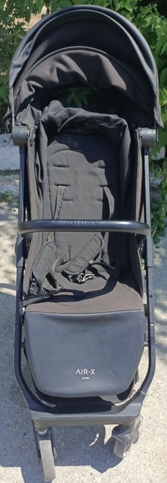 Продам прогулочную коляску Anex Air-X