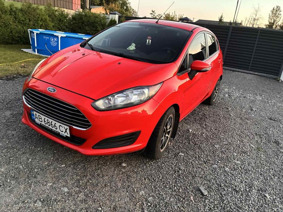 Продам офіційний Ford Fiesta 2013р 1,5d.В ідеальному стані!