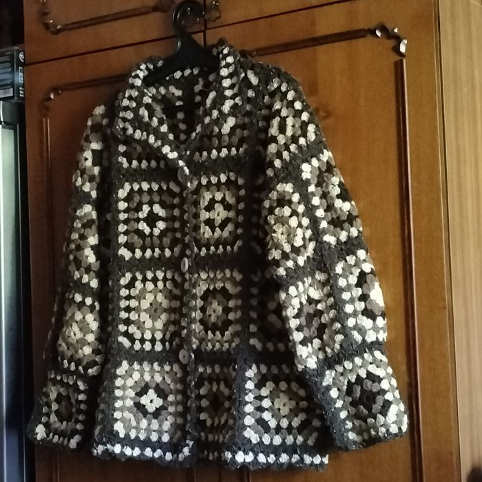 Женский вязаный кардиган