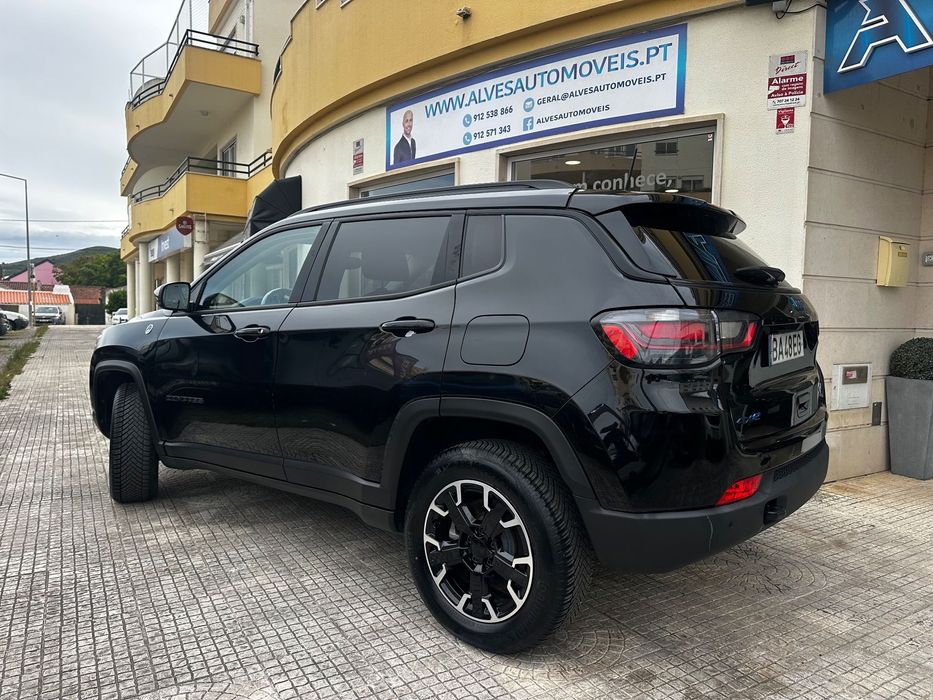Jeep Compass 1.3 TG Trailhawk