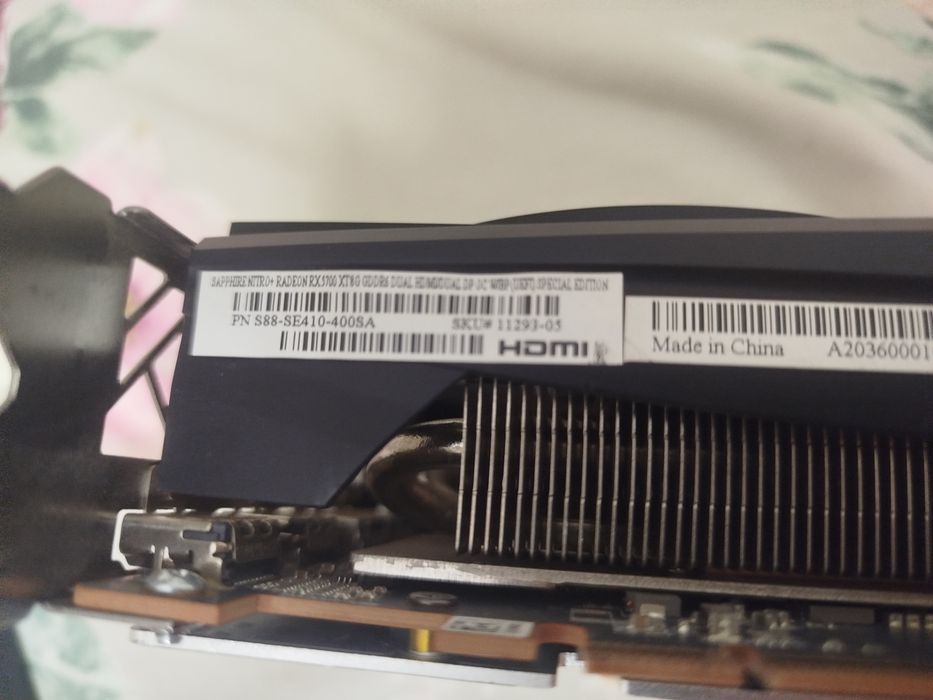 Відеокарта rx5700xt