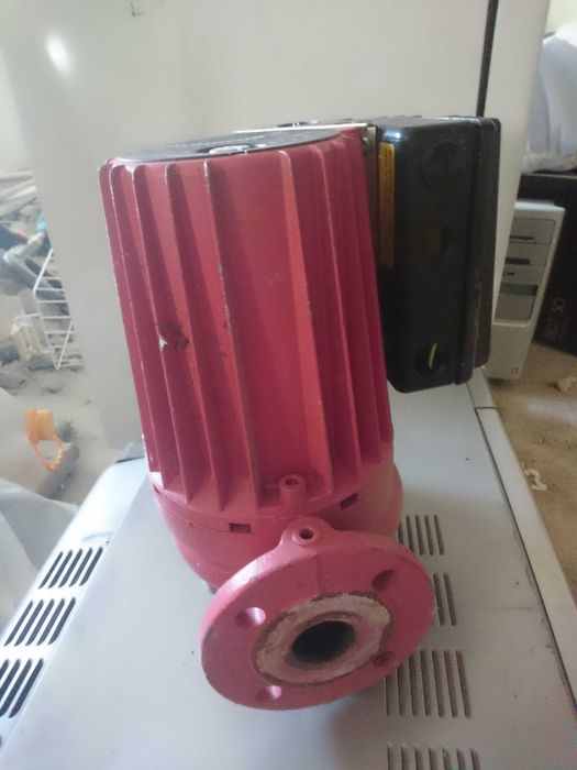 насос циркуляційний Grundfos upe 32-120. 220v, 1 фаза, інверторний